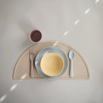 Mushie Round Dinnerware Plates BPA Free Plastic Set Dishwasher Microwave Safe - Home & Garden > Kitchen & Dining > Tableware > Dinnerware > Plates Dinnerware