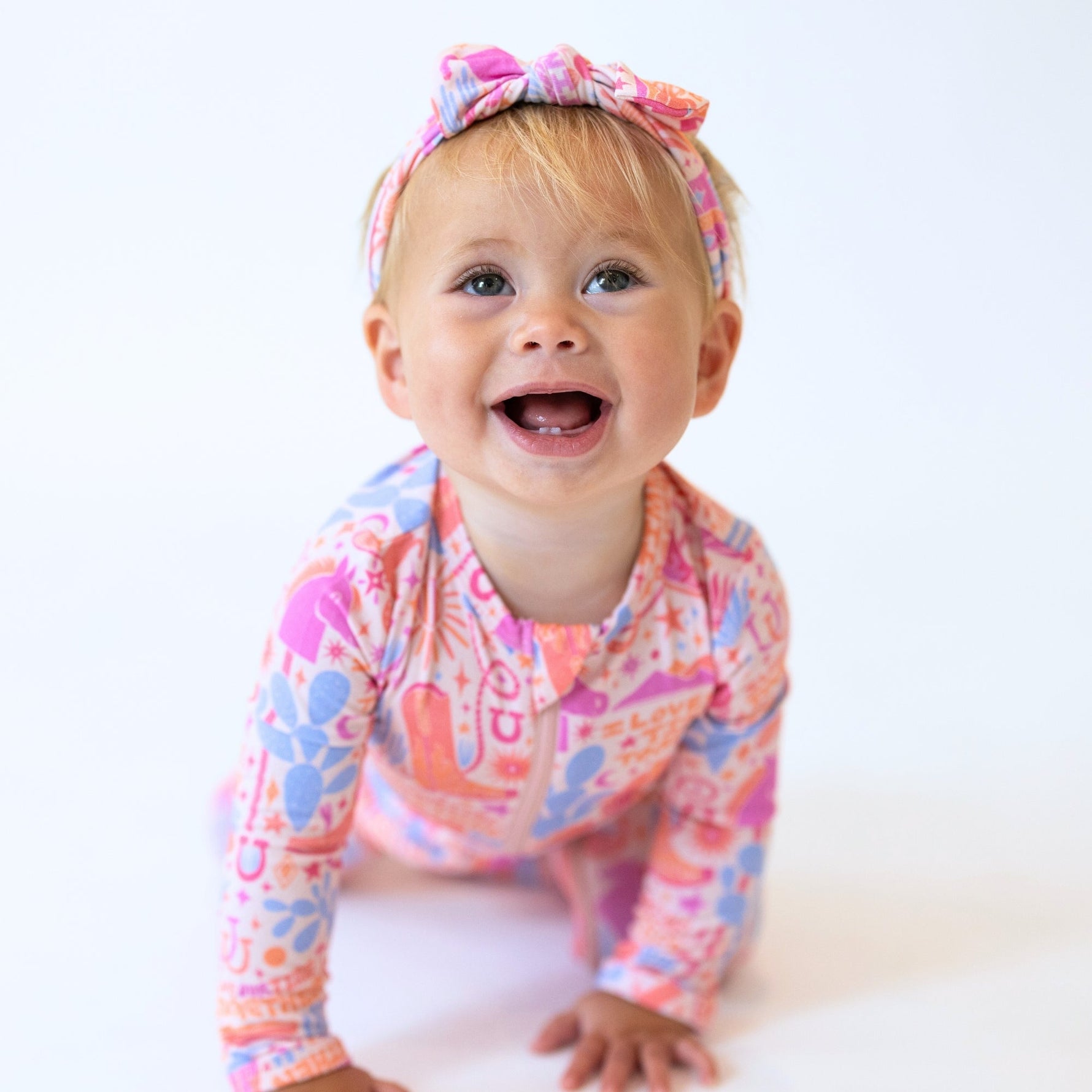 Organic The SoftKnot Bow | Saddle Up by Raising Mama at Everetts Place