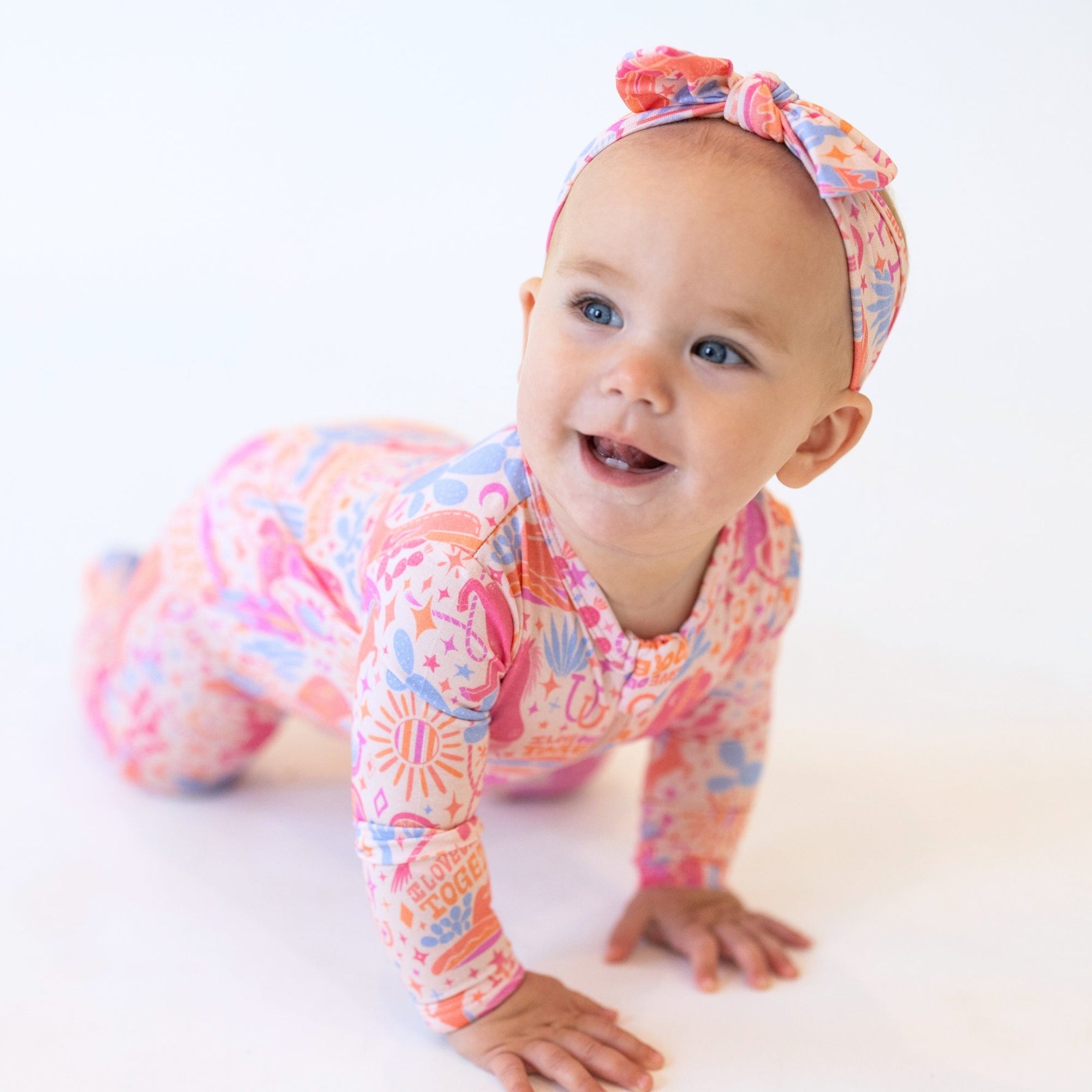 Organic The SoftKnot Bow | Saddle Up by Raising Mama at Everetts Place