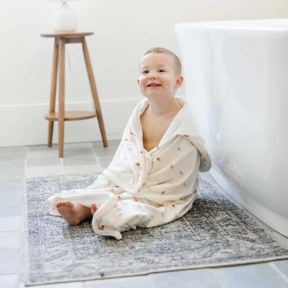 Saranoni Hooded Towels Luxury Minky Baby Soft Cozy Deluxe Saranoni Everetts Place Boutique 32.00