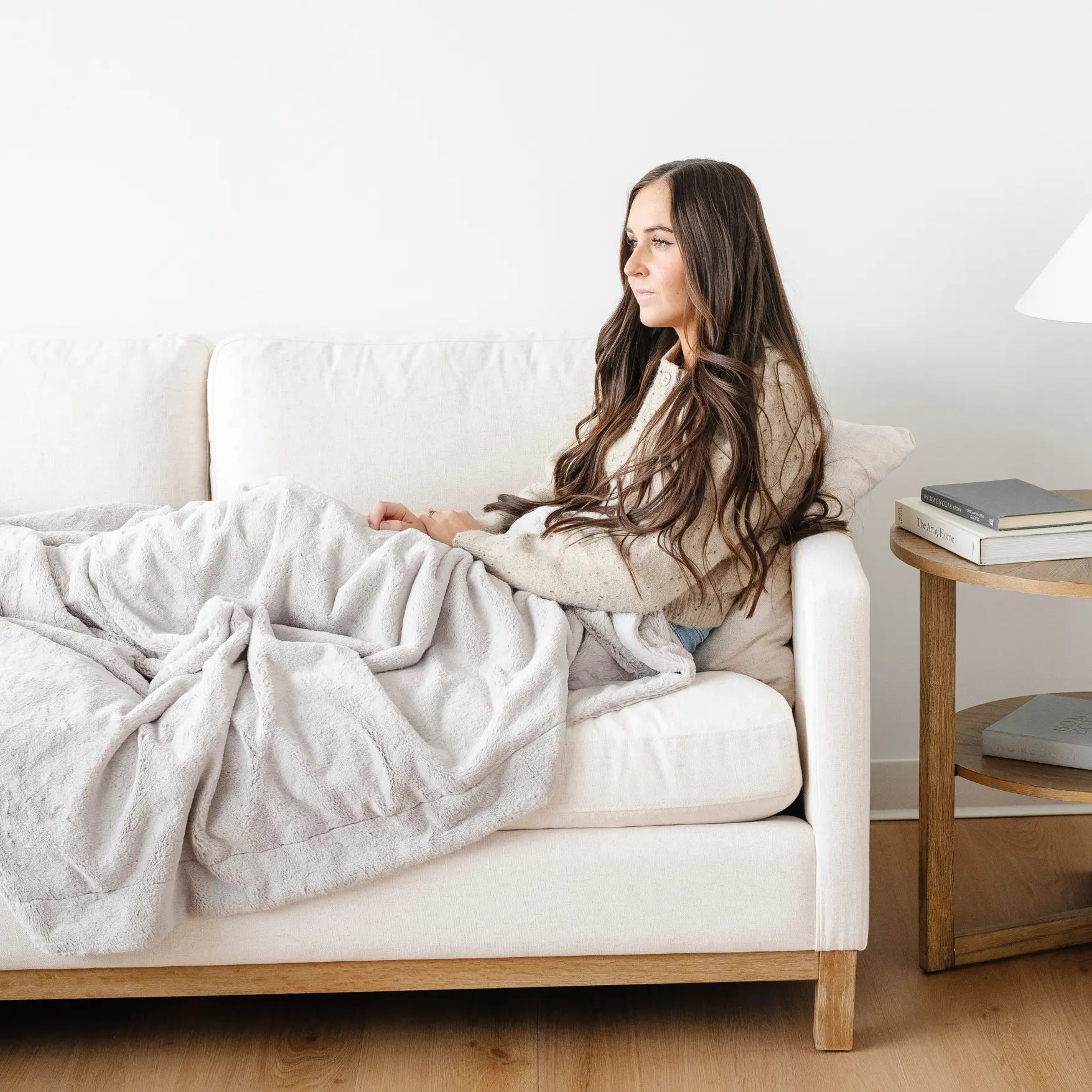Saranoni Lush Home Throw Blanket Premium Soft Cozy XL Saranoni Everetts Place Boutique