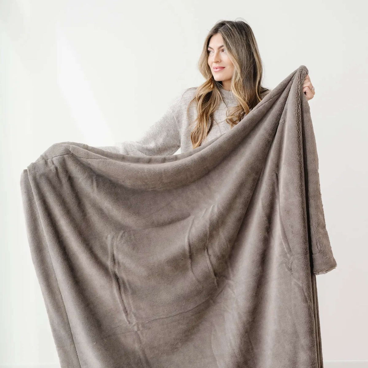 Saranoni Saranoni Lush Home Throw Blanket Premium Soft Cozy XL - Everetts Place Boutique - 