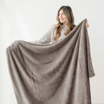 Saranoni Lush Home Throw Blanket Premium Soft Cozy XL Saranoni Everetts Place Boutique