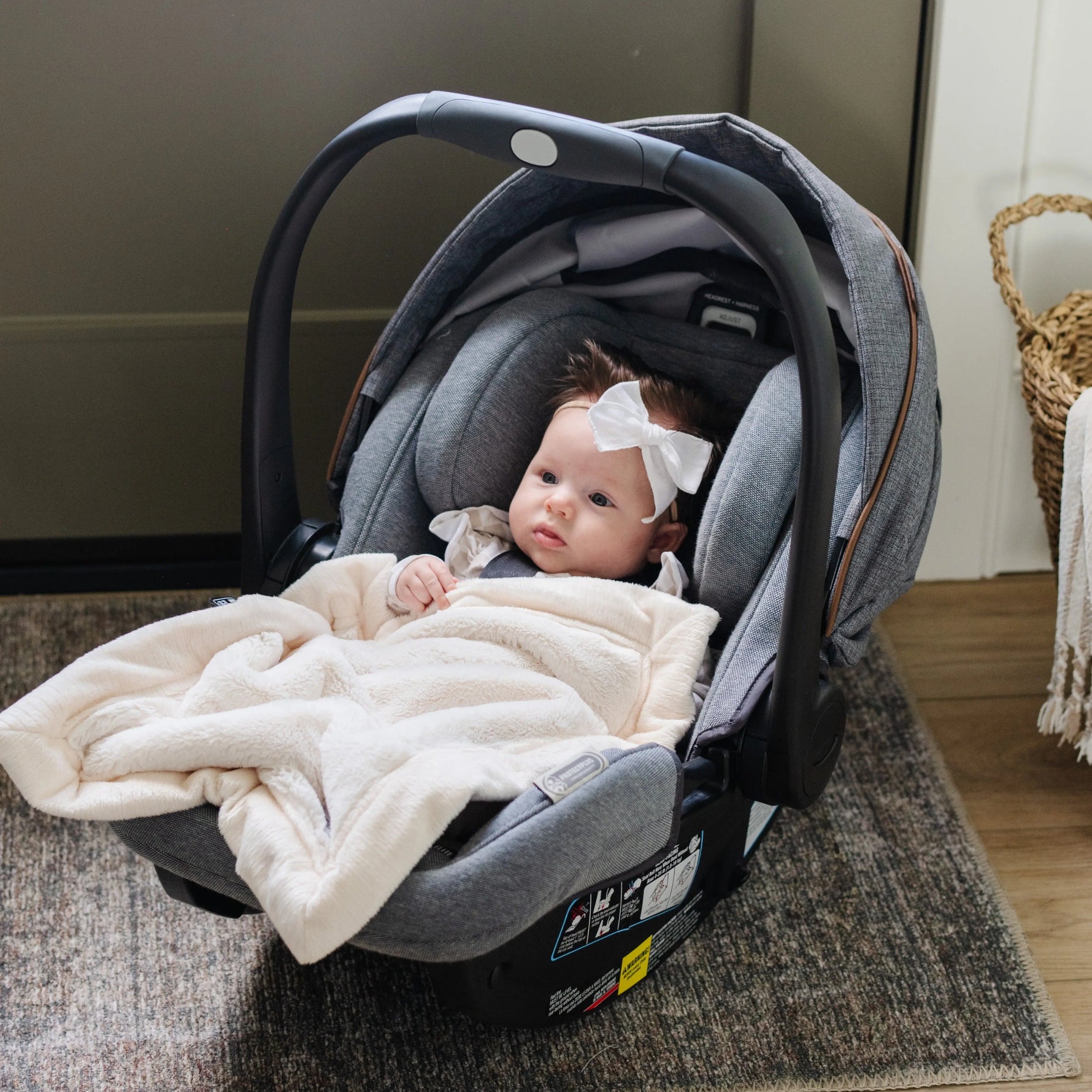 Saranoni Lush Mini Blankets Security Baby Blanket Essential Saranoni Everetts Place Boutique 25.00