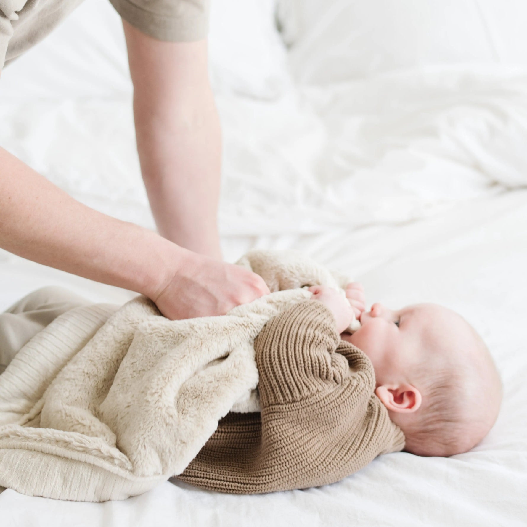 Saranoni Lush Mini Blankets Security Baby Blanket Essential Saranoni Everetts Place Boutique 25.00