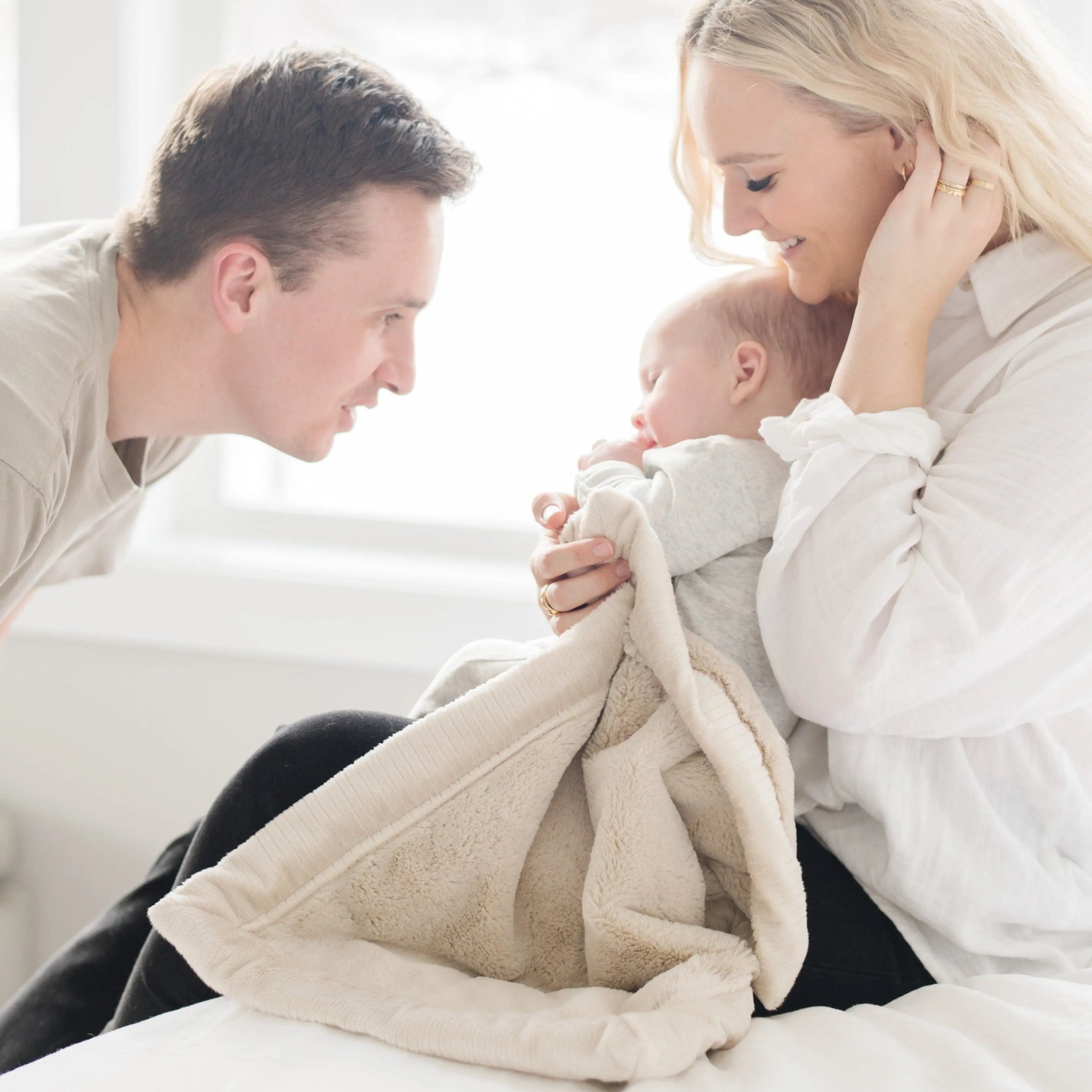 Saranoni Lush Mini Blankets Security Baby Blanket Essential Saranoni Everetts Place Boutique