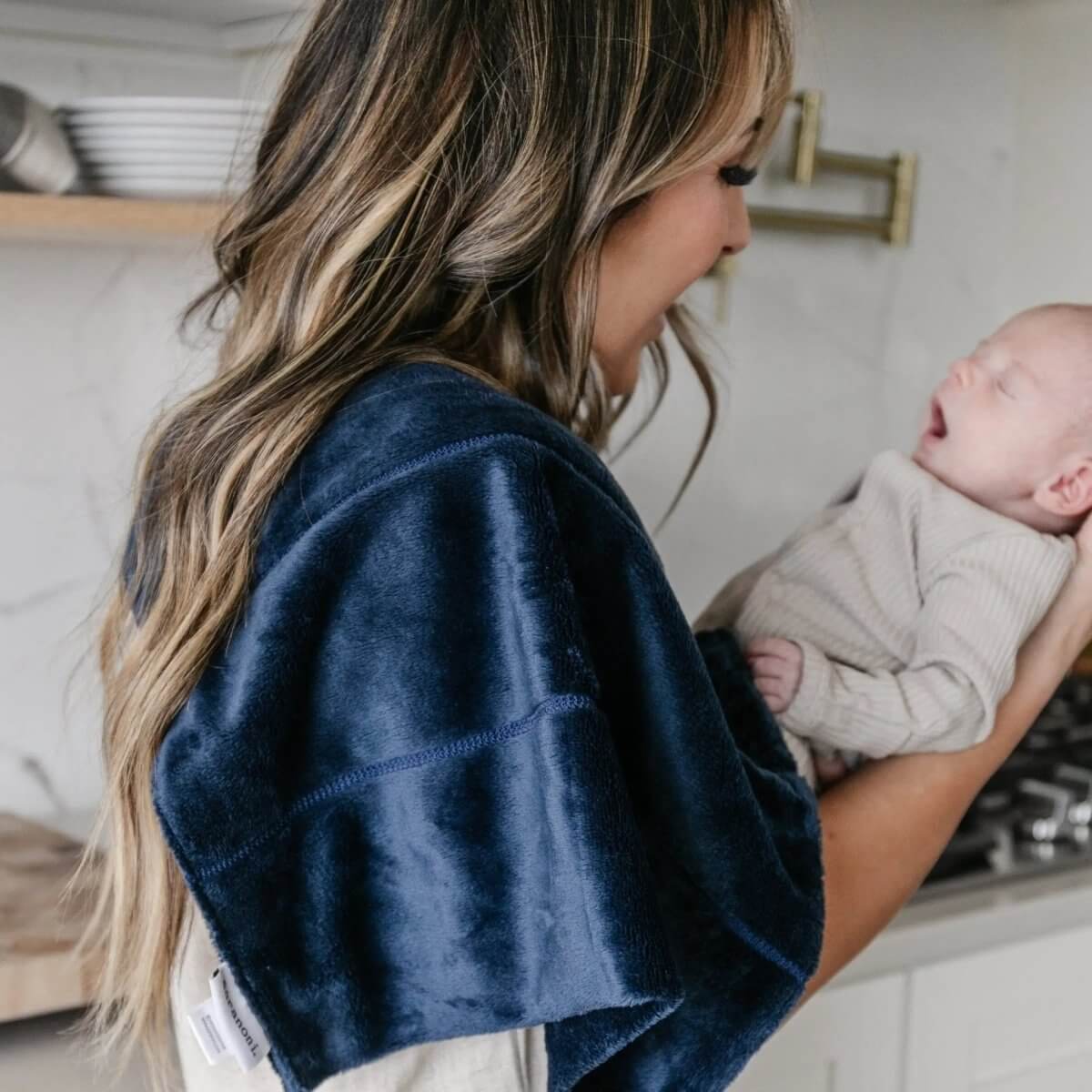 Saranoni Saranoni Minky Burp Cloths 3 Pack Set Luxuriously Soft - Everetts Place Boutique - 