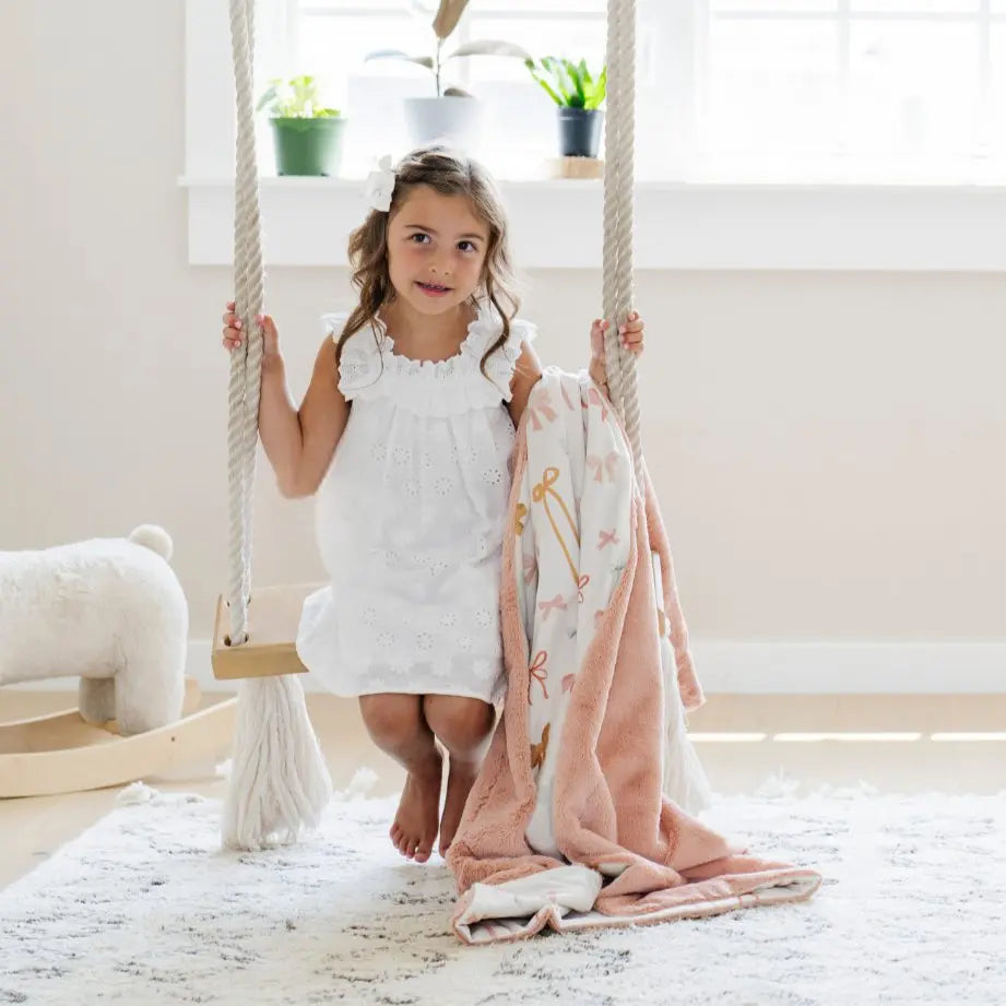 Saranoni Minky Lush Toddler Blankets Dual Texture Comfort Saranoni Everetts Place Boutique 85.00