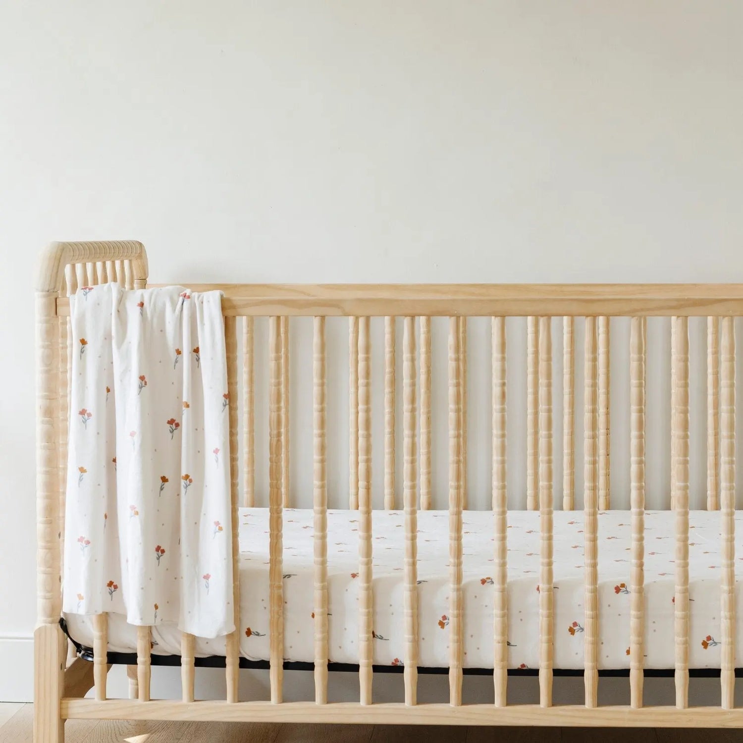 Saranoni Minky Stretch Luxe Crib Sheets Ultra Soft Nursery Saranoni Everetts Place Boutique
