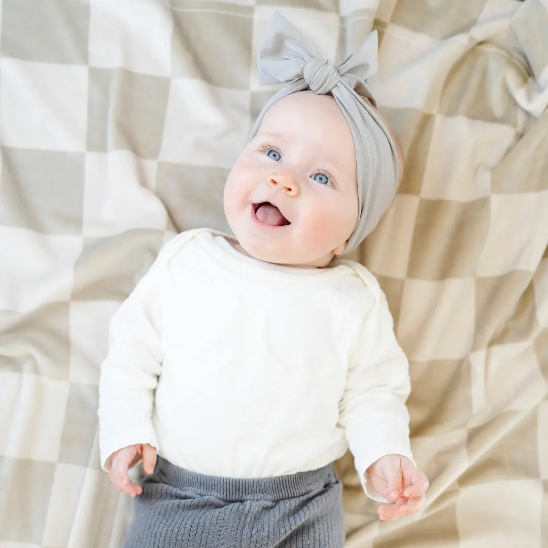 Saranoni Minky Stretch Receiving Blanket Swaddle For Babies Saranoni Everetts Place Boutique