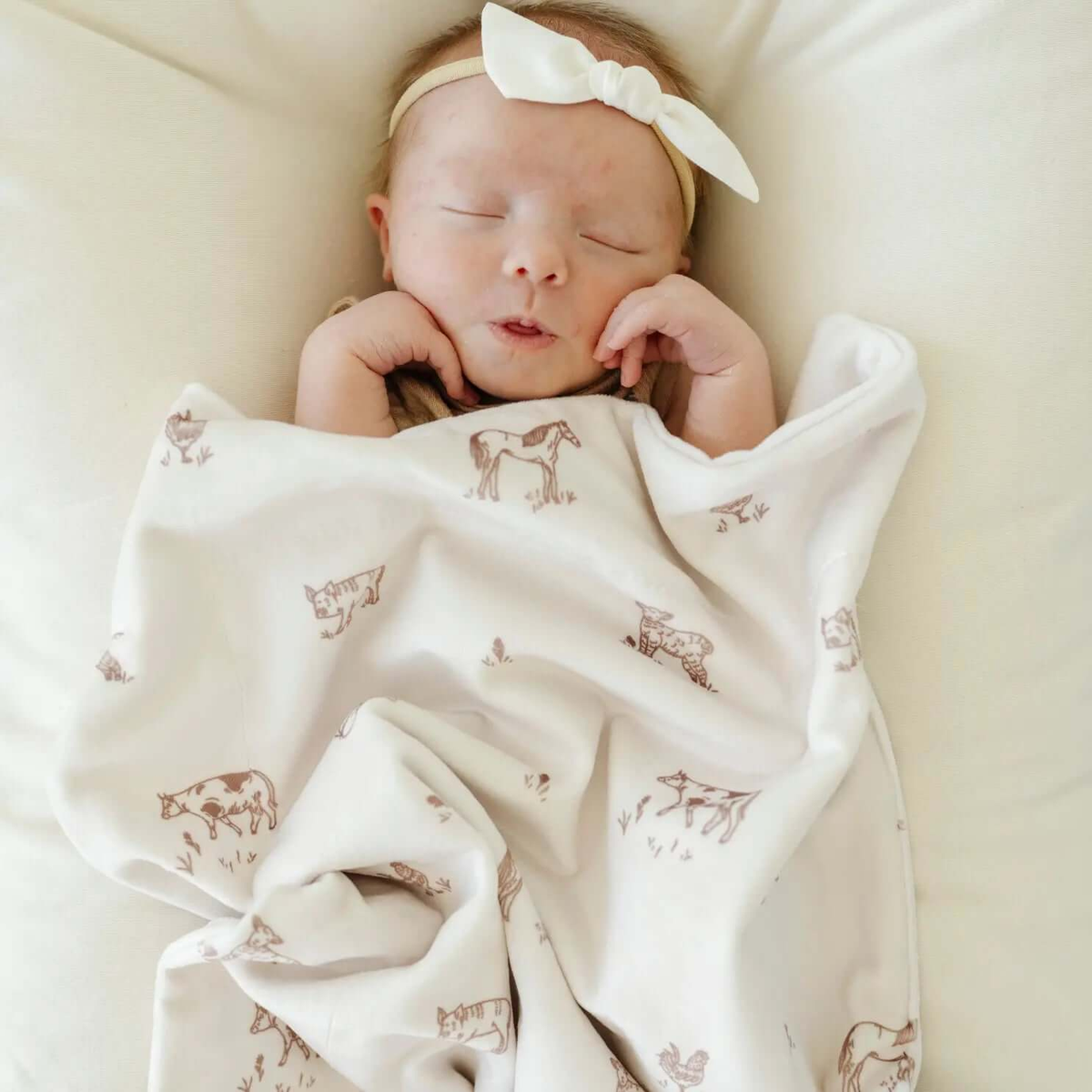 Saranoni Minky Stretch Receiving Blanket Swaddle For Babies - Everetts Place Boutique - 