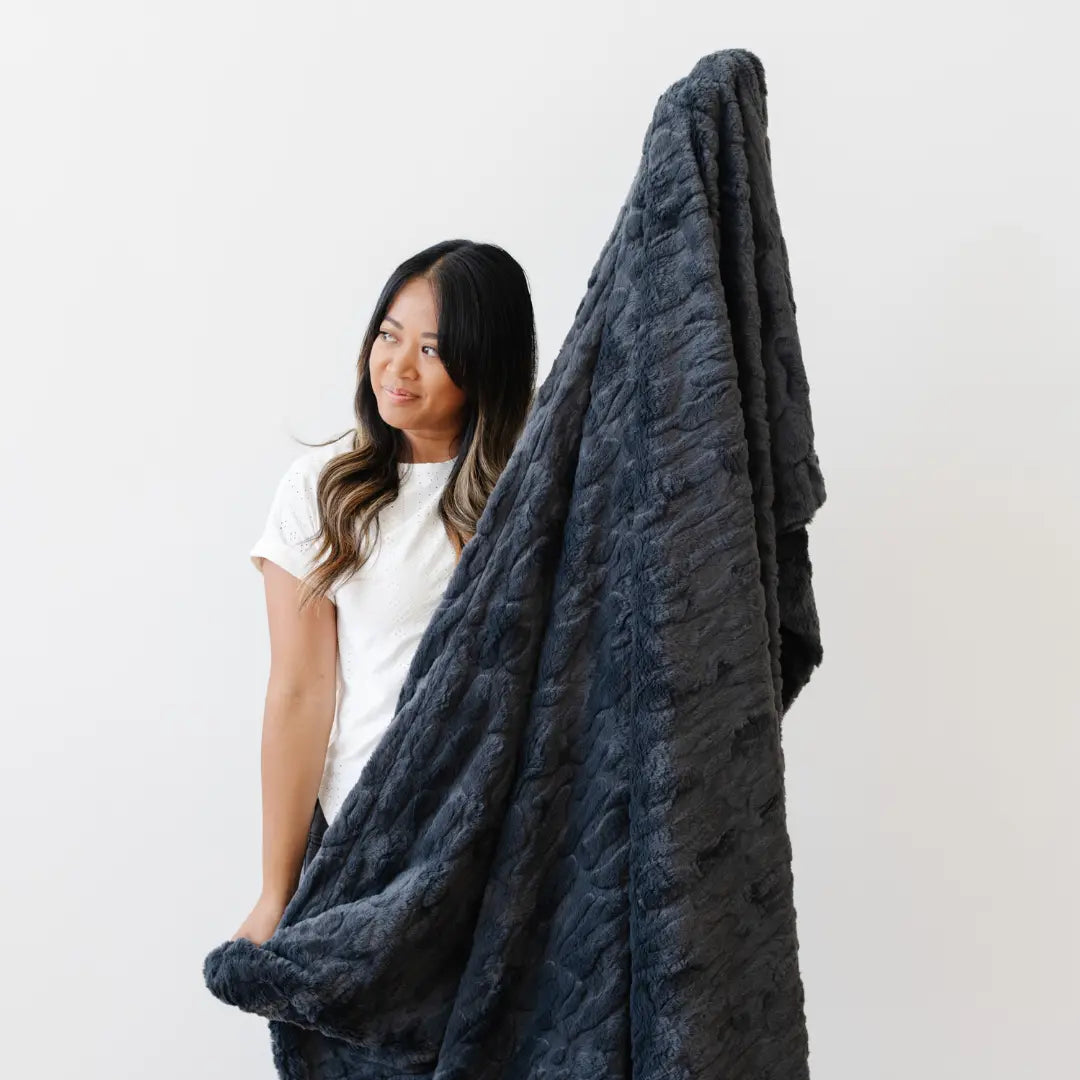 Saranoni Patterned Faux Fur XL Luxurious Throw Blankets Saranoni Everetts Place Boutique 169.00