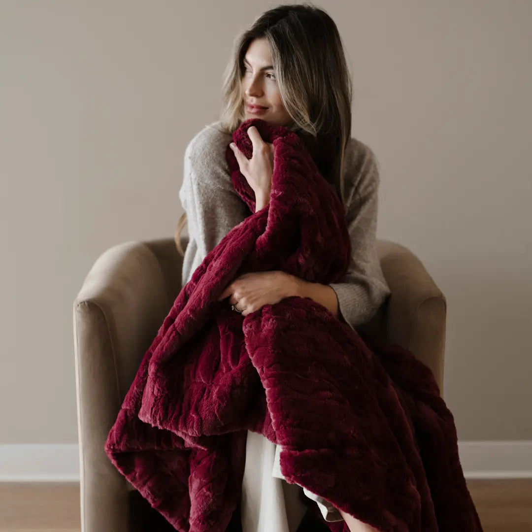 Saranoni Patterned Faux Fur XL Luxurious Throw Blankets Saranoni Everetts Place Boutique 169.00