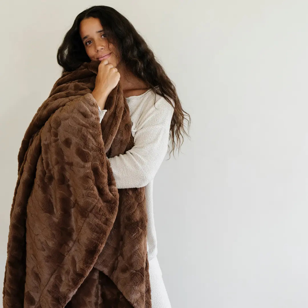 Saranoni Patterned Faux Fur XL Luxurious Throw Blankets Saranoni Everetts Place Boutique 169.00