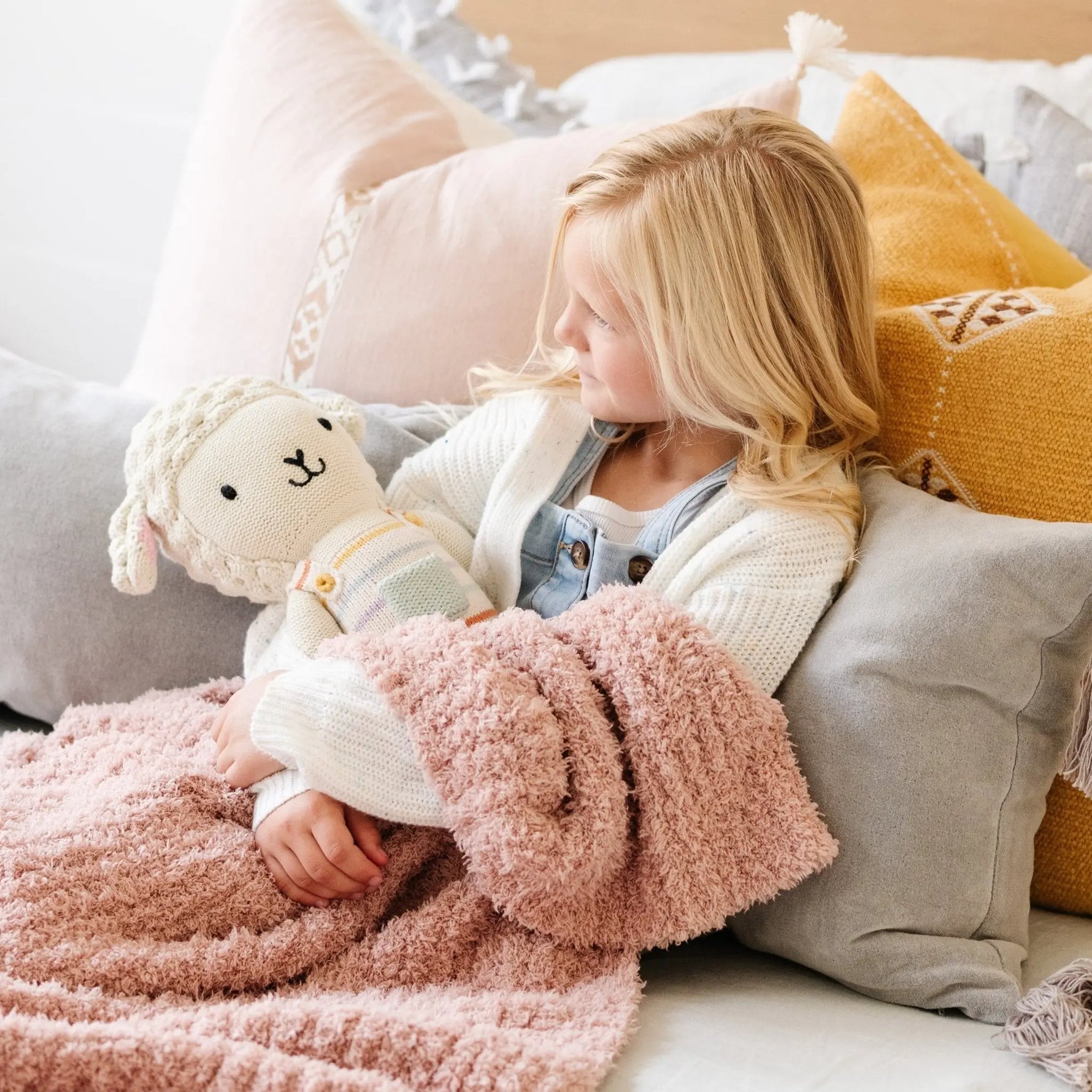 Saranoni Ribbed Bamboni Toddler Blanket Soft Cuddly Warm Saranoni Everetts Place Boutique
