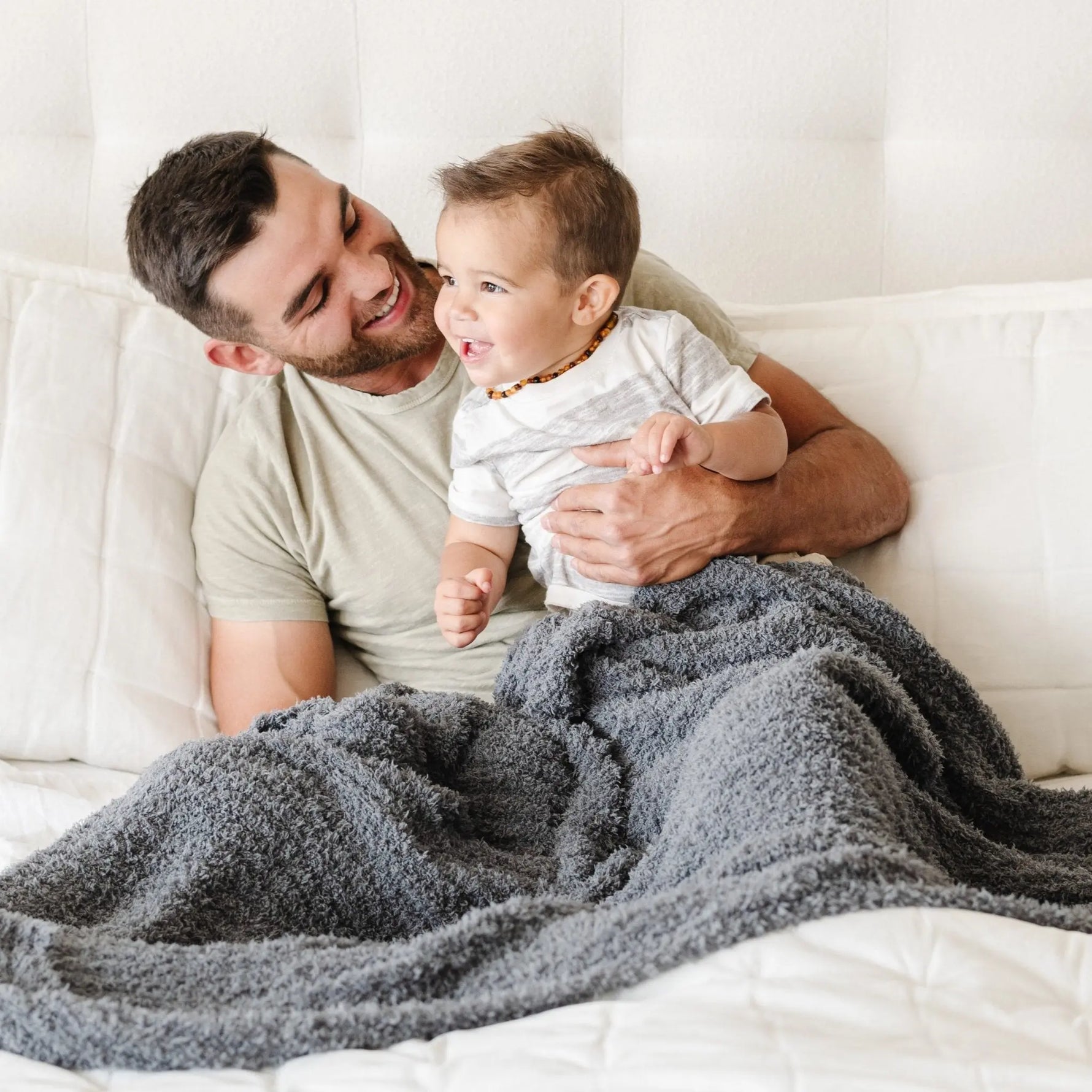 Saranoni Ribbed Bamboni Toddler Blanket Soft Cuddly Warm Saranoni Everetts Place Boutique 85.00