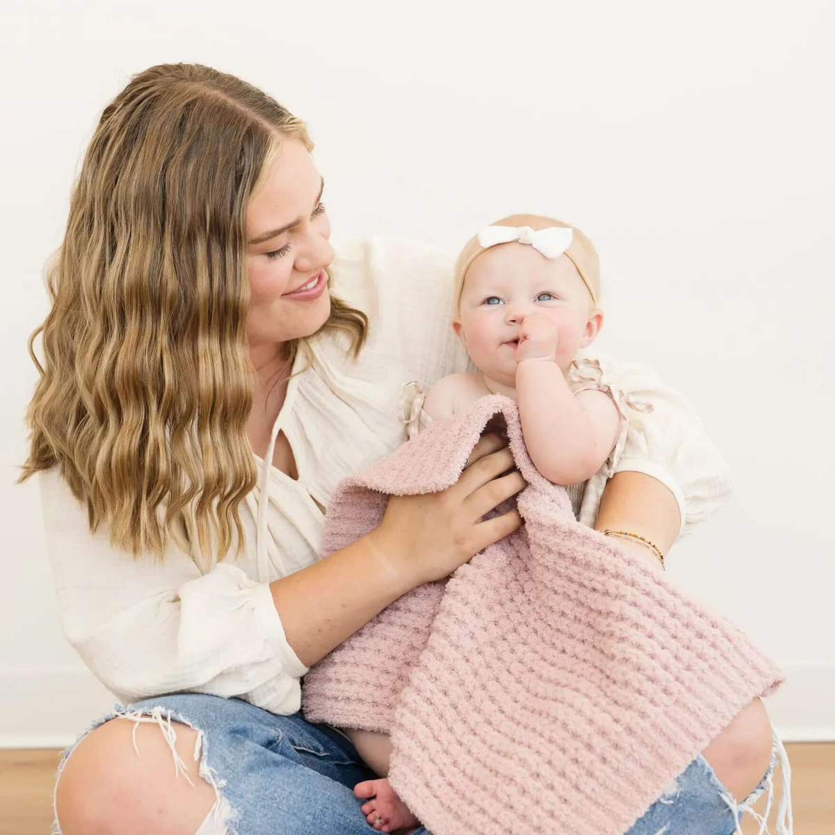 Saranoni Saranoni Waffle Knit Mini Baby Blanket Cozy Plush Soft - Everetts Place Boutique - 