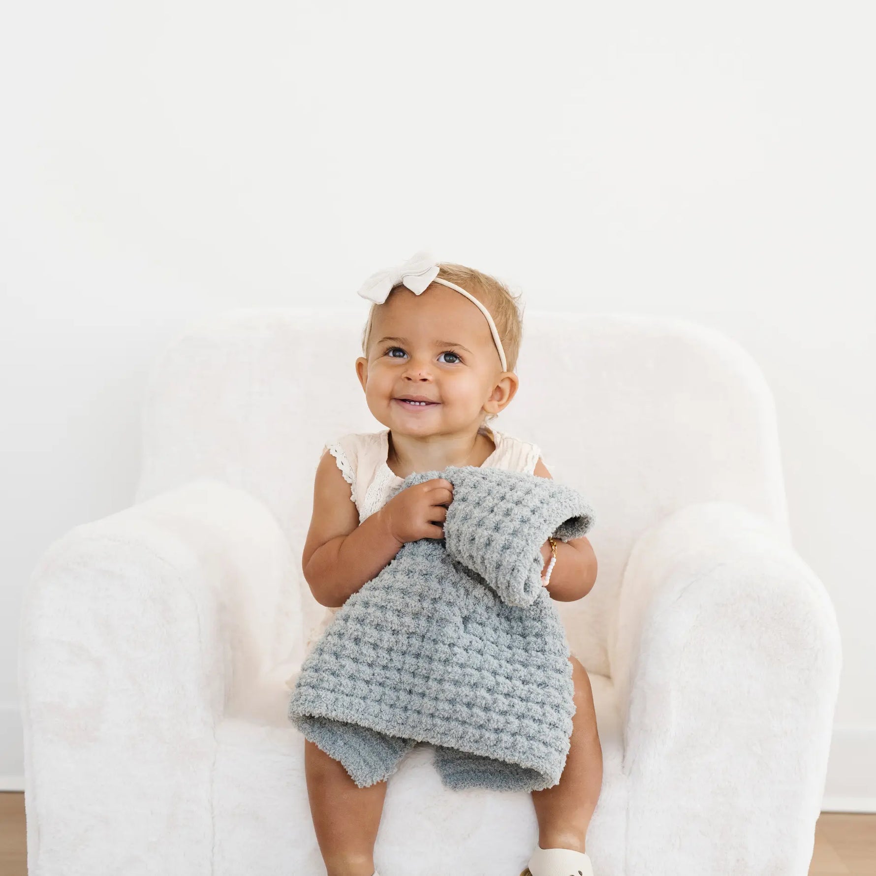 Saranoni Waffle Knit Mini Baby Blanket Cozy Plush Soft Saranoni Everetts Place Boutique