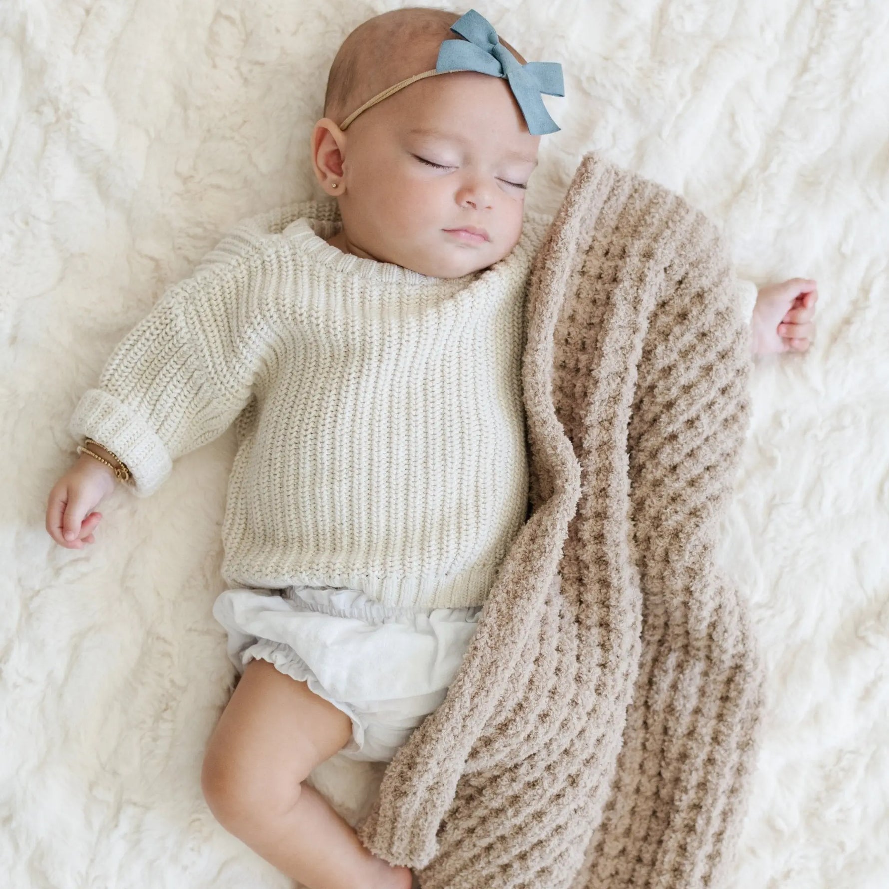 Saranoni Waffle Knit Mini Baby Blanket Cozy Plush Soft Saranoni Everetts Place Boutique 25.00