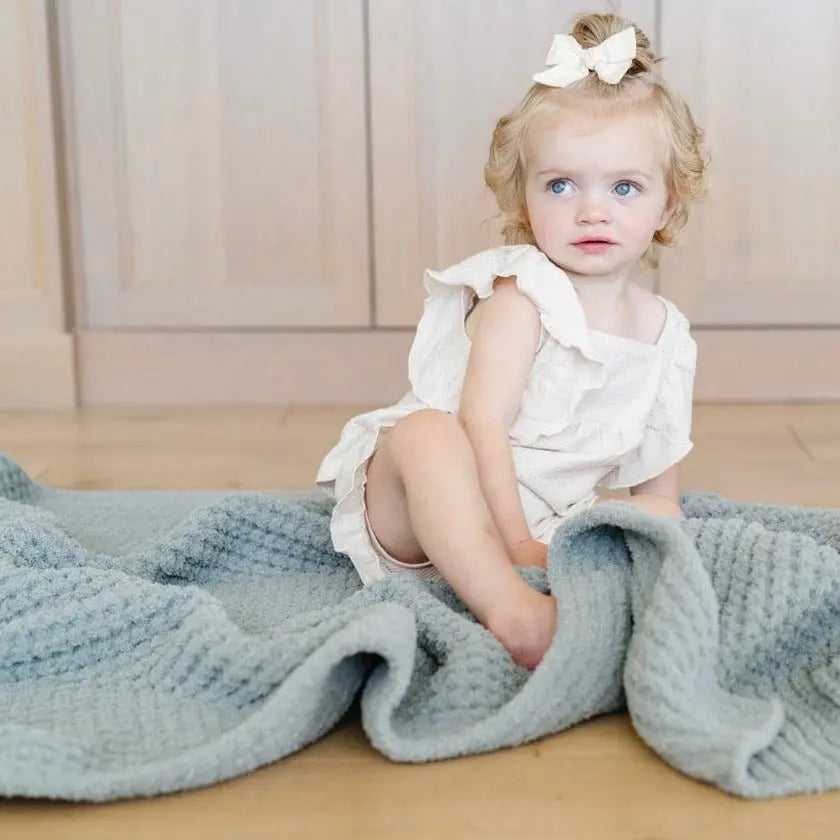 Saranoni Waffle Knit Toddler Blanket Soft Breathable Saranoni Everetts Place Boutique