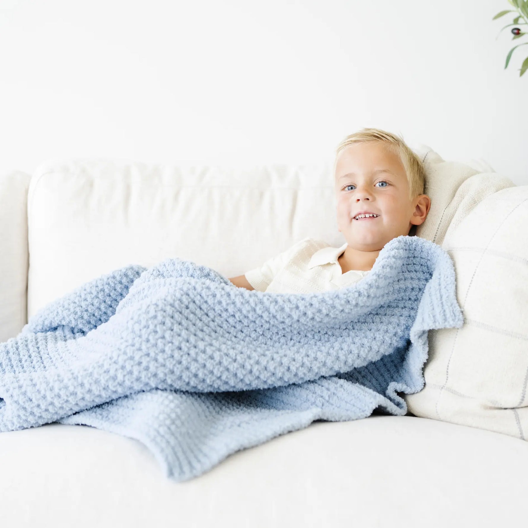 Saranoni Waffle Knit Toddler Blanket Soft Breathable Saranoni Everetts Place Boutique