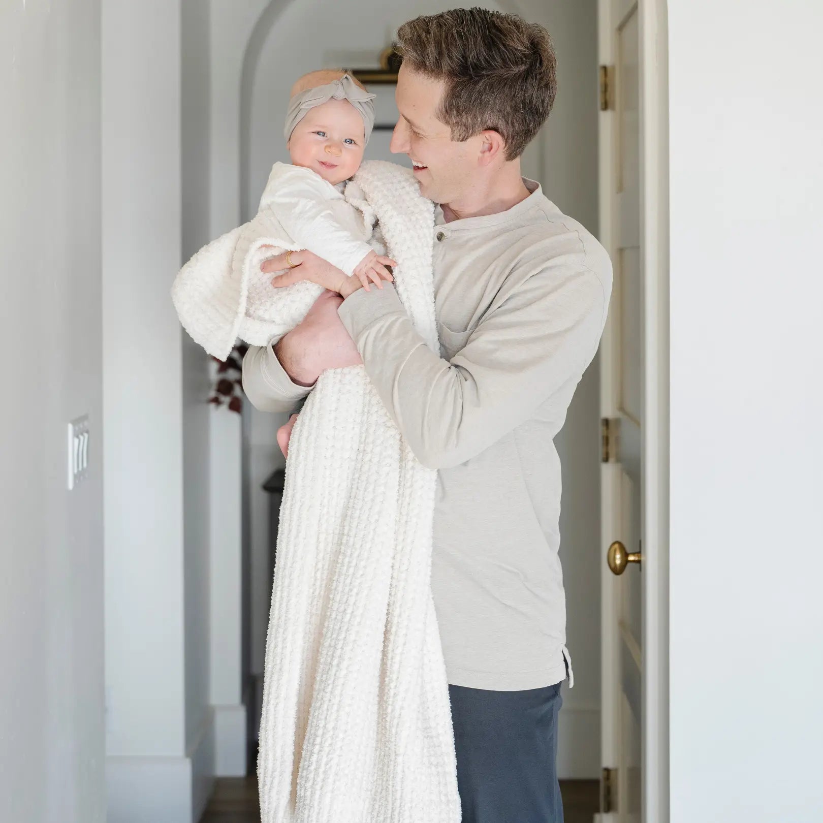 Saranoni Waffle Knit Toddler Blanket Soft Breathable Saranoni Everetts Place Boutique