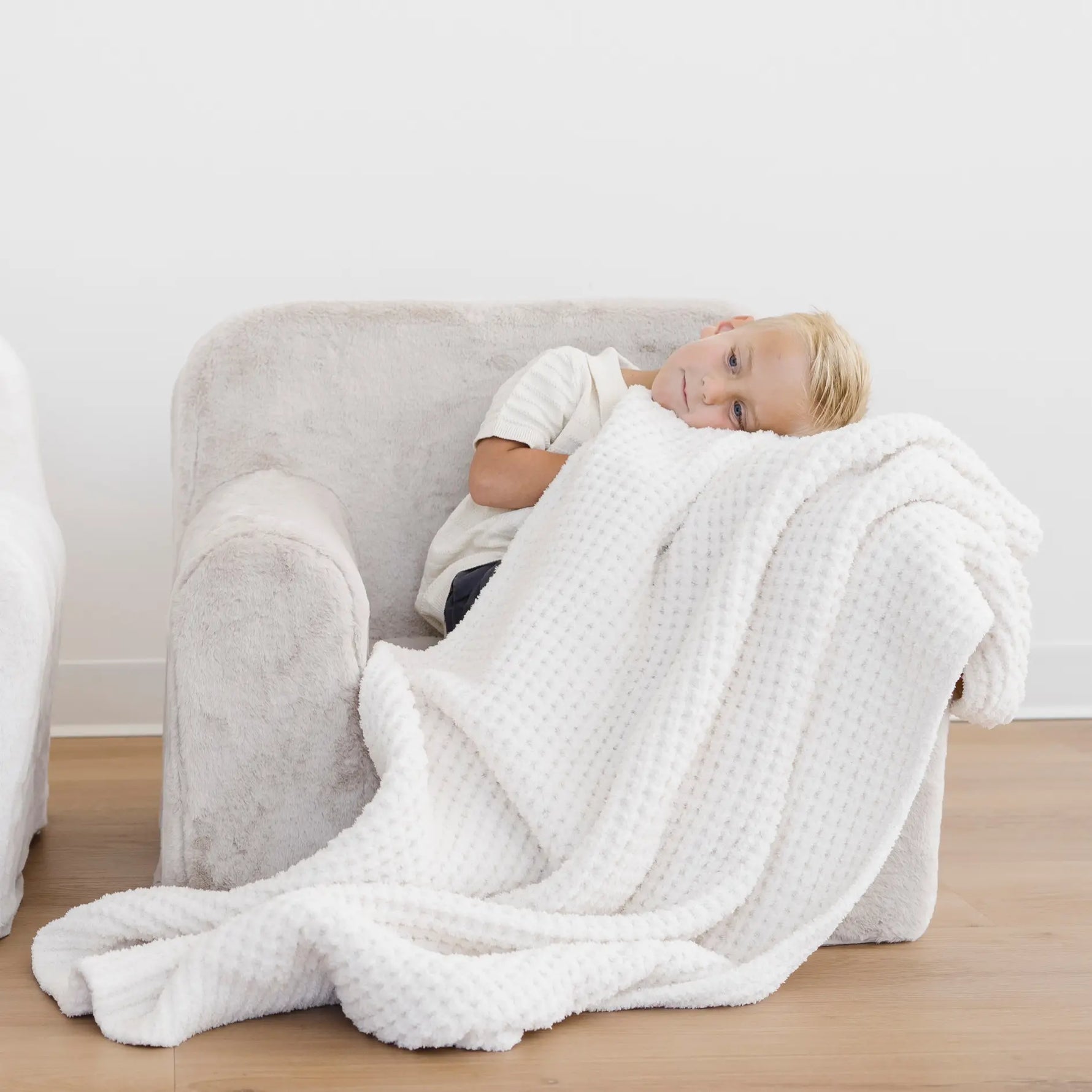 Saranoni Waffle Knit Toddler Blanket Soft Breathable Saranoni Everetts Place Boutique
