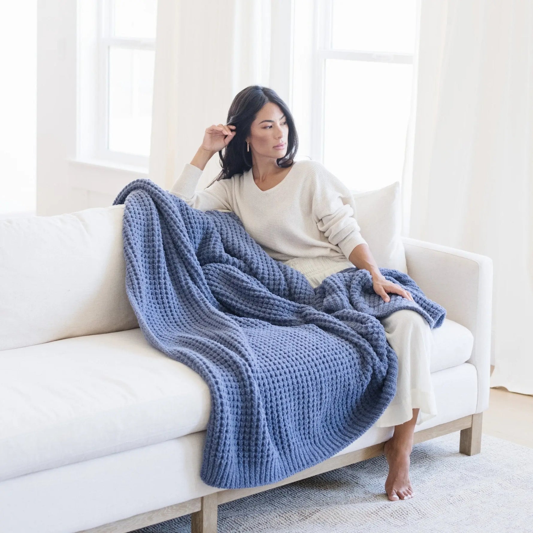 Saranoni Waffle Knit XL Throw Blanket Breathable Luxury Saranoni Everetts Place Boutique
