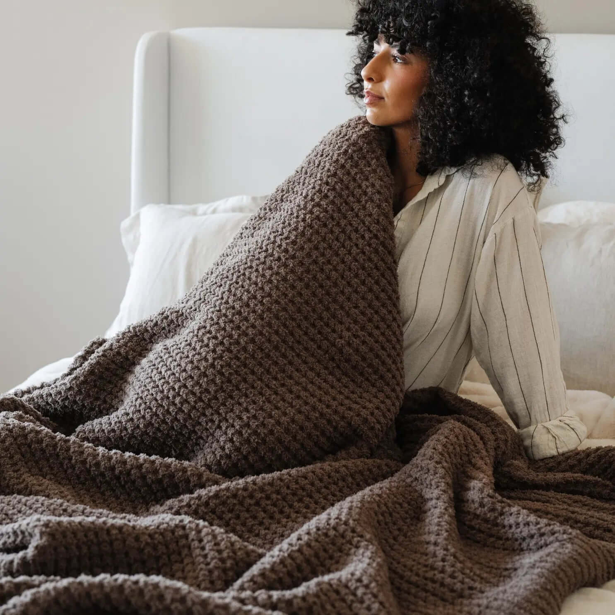Saranoni Saranoni Waffle Knit XL Throw Blanket Breathable Luxury - Everetts Place Boutique - 