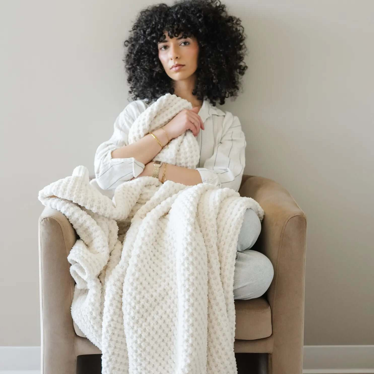 Saranoni Saranoni Waffle Knit XL Throw Blanket Breathable Luxury - Everetts Place Boutique - 