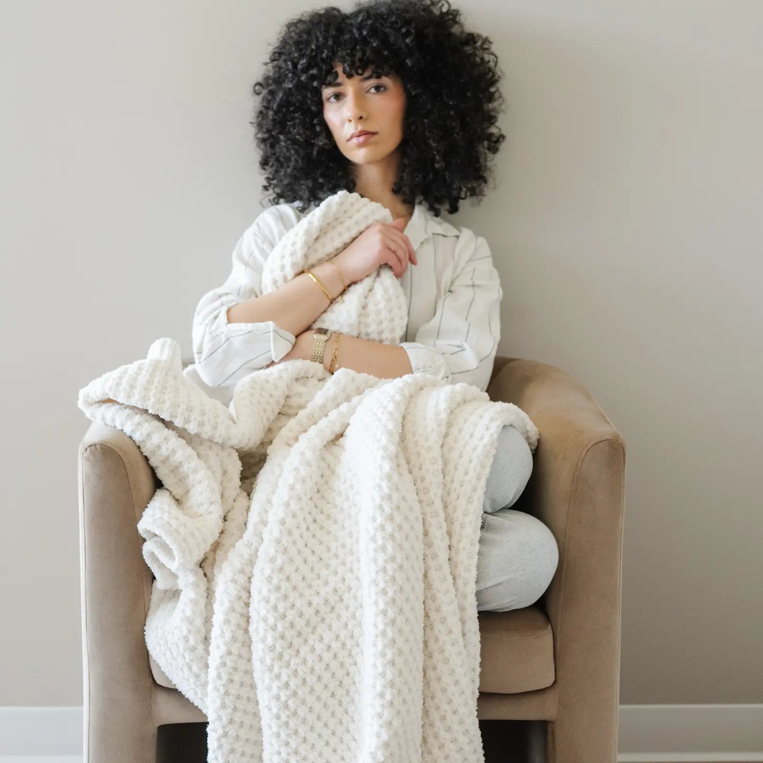 Saranoni Waffle Knit XL Throw Blanket Breathable Luxury Saranoni Everetts Place Boutique