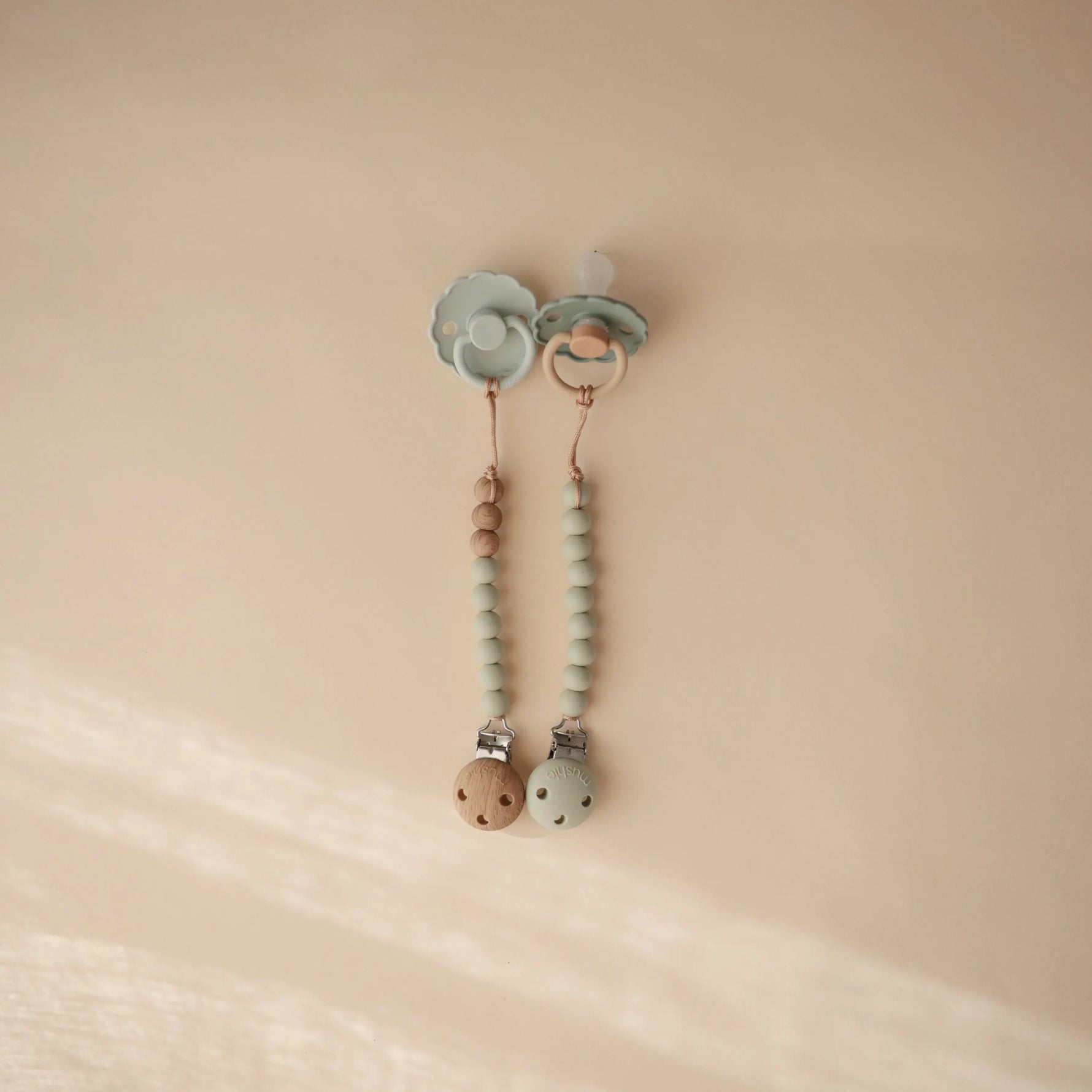 Mushie Silicone Pacifier Clip Hera Durable Food Grade Silicone Bead Design - Baby & Toddler > Baby Health > Pacifier Clips & Holders Pacifier Clip