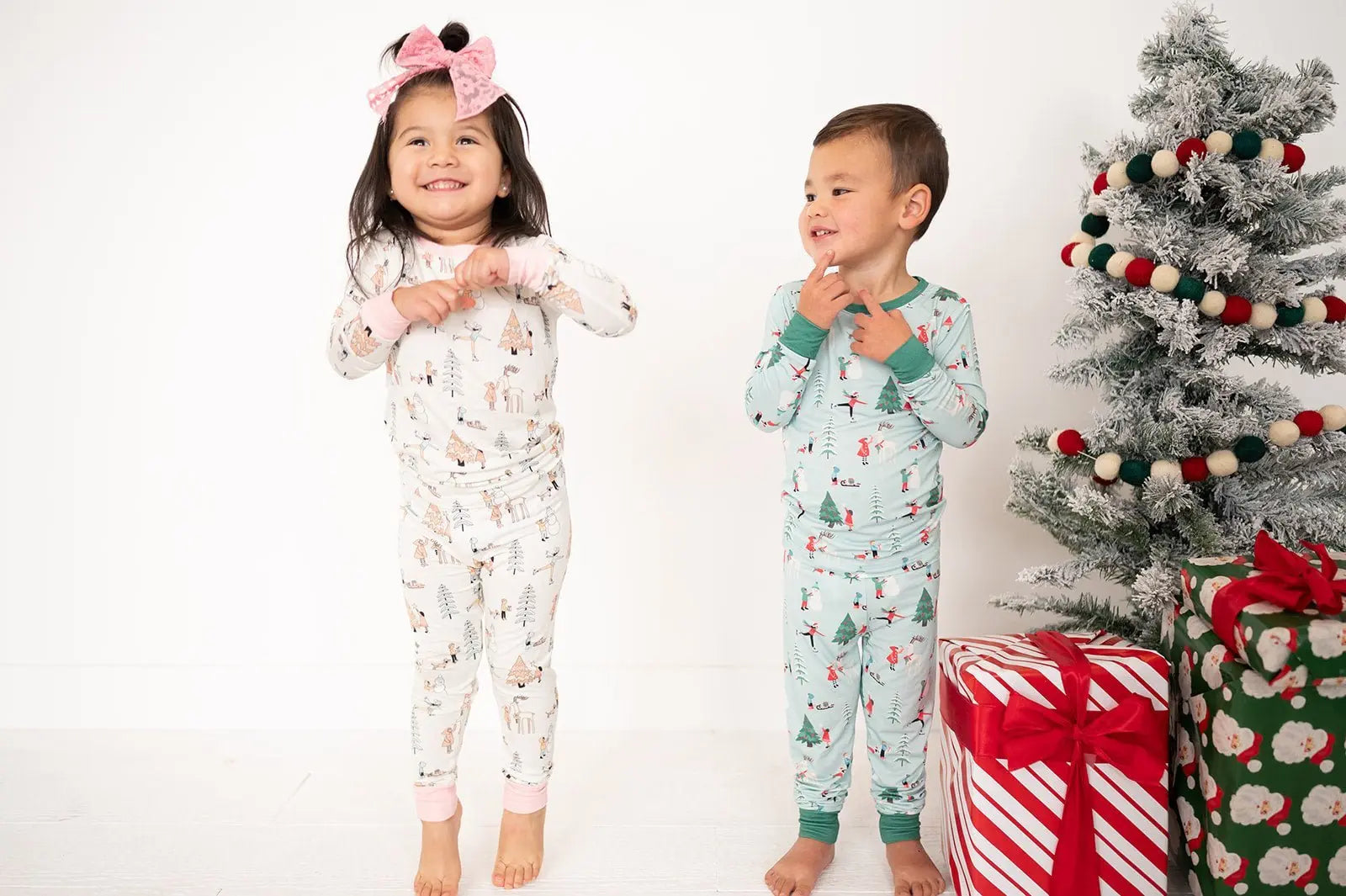 Dreamlet Snow Day Green Two Piece Set For Babies Dreamlet Clothing - Apparel & Accessories > Clothing > Baby & Toddler Clothing > Baby & Toddler Sleepwear Two Piece PJs