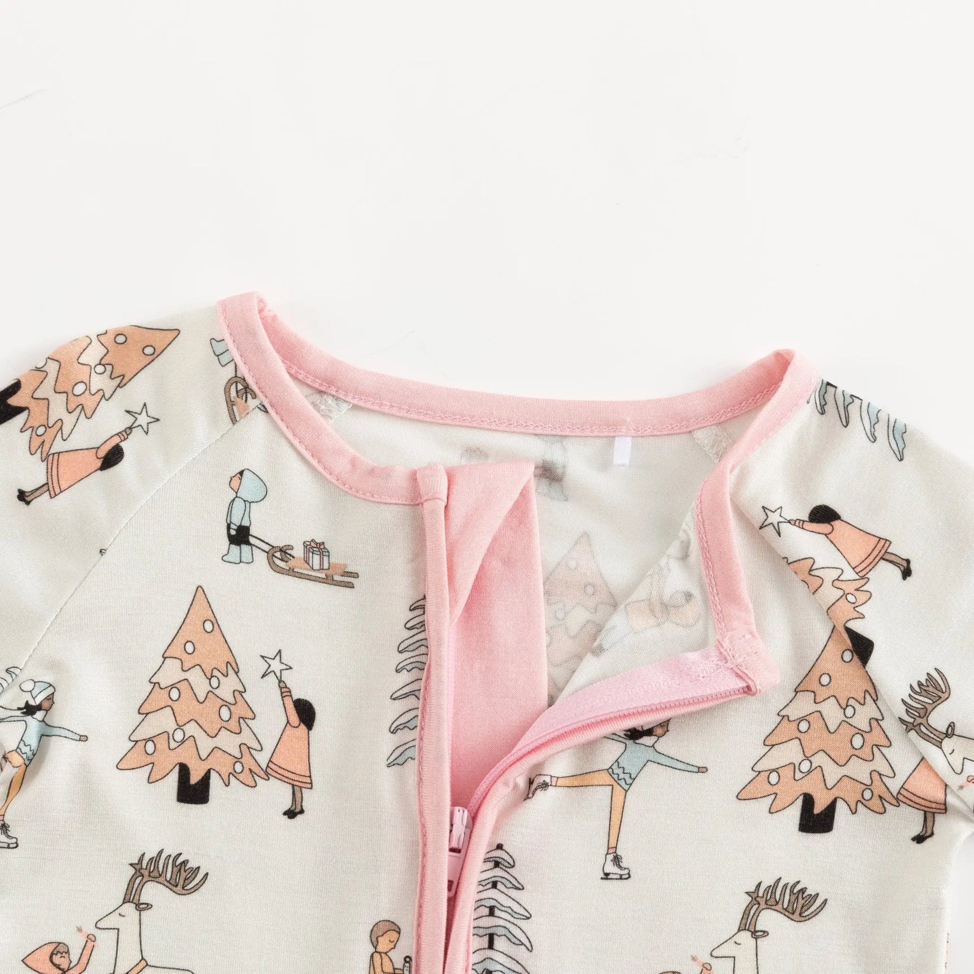 Snow Day Pink (Convertible Zip Footies) Dreamlet Everetts Place: Online Boutique