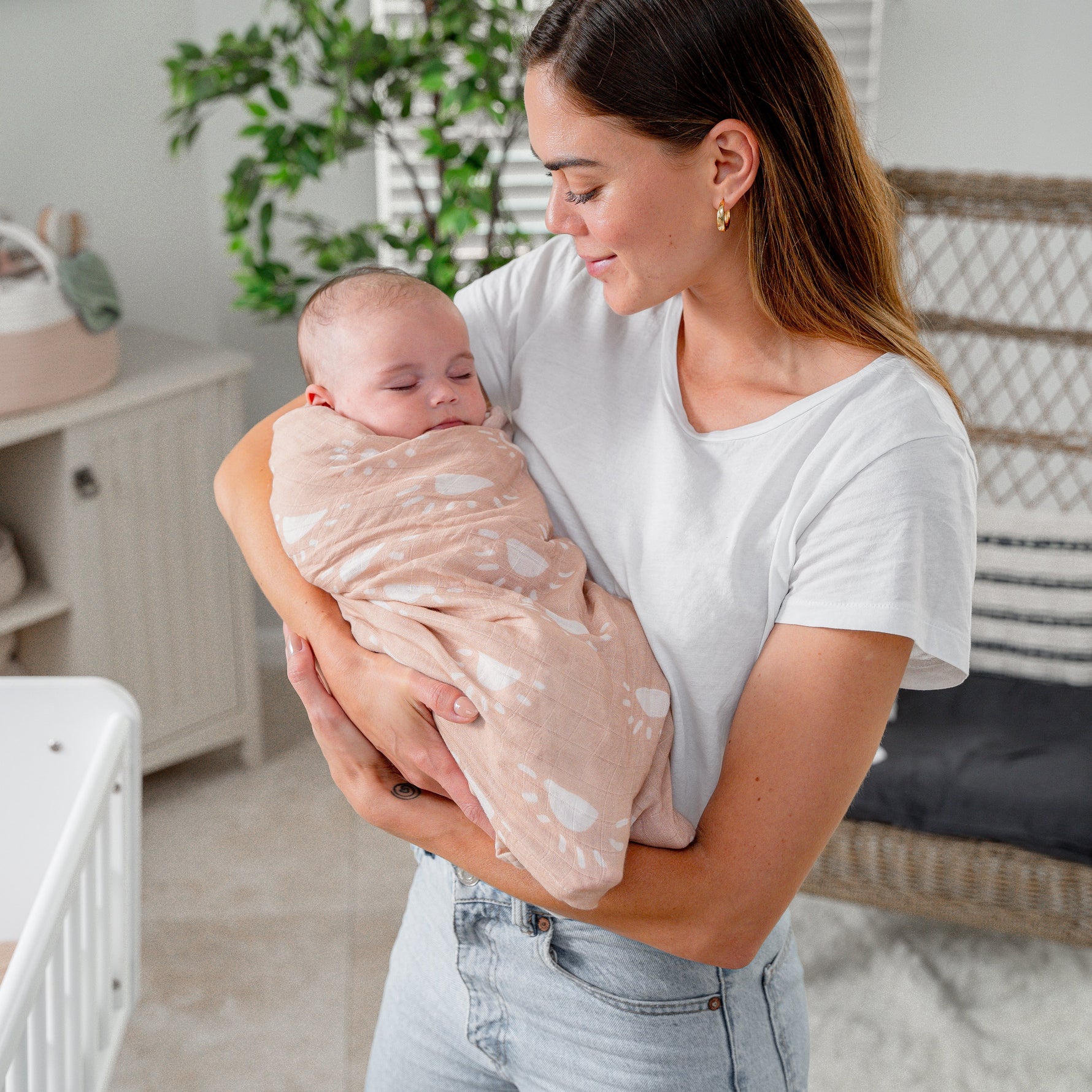 Soft Muslin Swaddle Blanket Blush Sun For Baby 1 Pack Comfy Cubs Everetts Place: Online Boutique