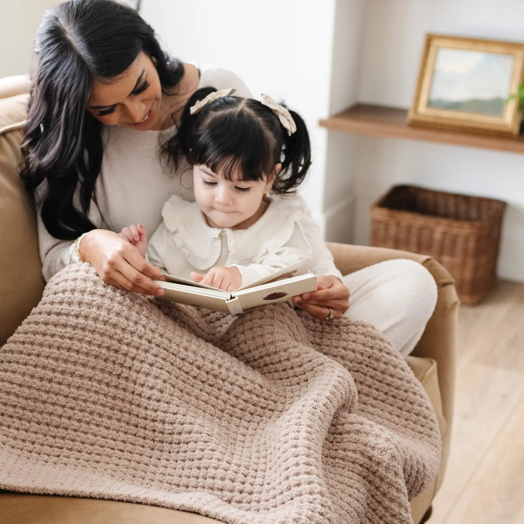 Soft Saranoni Waffle Knit Receiving Blankets For Babies Saranoni Everetts Place Boutique