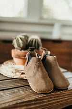 Little Love Bug Co. Comfortable The Chelsea Boots with Inner Zipper for Active Kids - Apparel & Accessories > Shoes > Baby & Toddler Shoes > Baby & Toddler Boots Boot