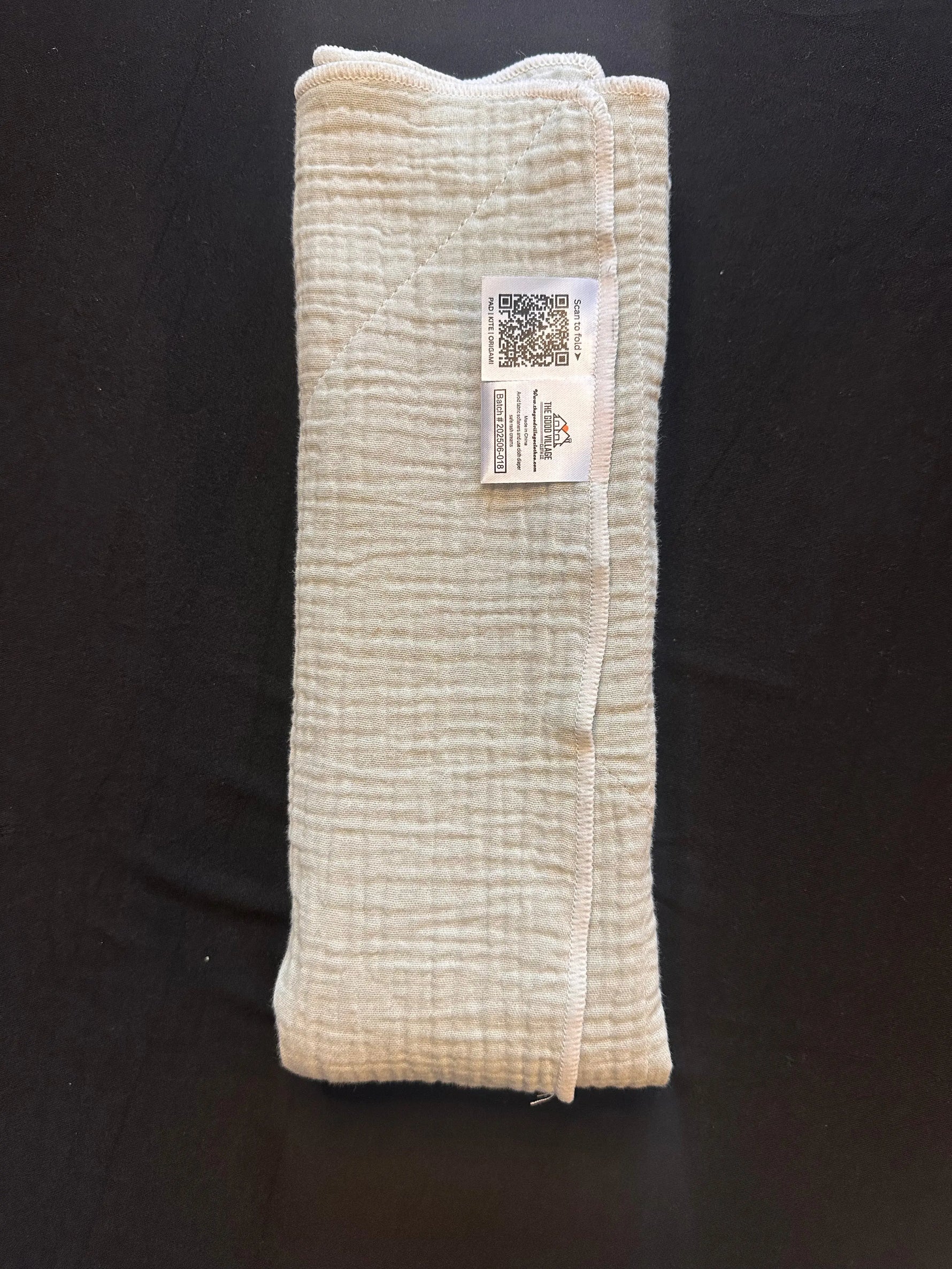 The Good Village Cloth Co. Origami Smart Flat – Evermoss - 
