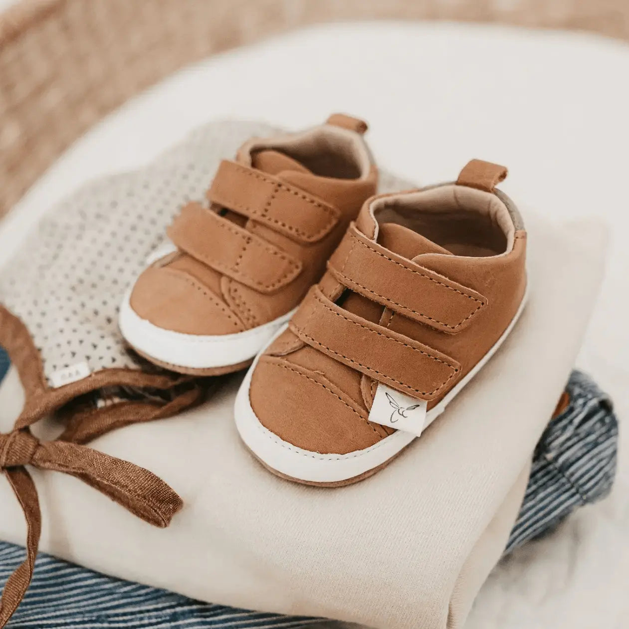 Little Love Bug Co. Stylish Low Top Sneakers with Double Velcro for Growing Kids - Apparel & Accessories > Shoes > Baby & Toddler Shoes > Baby & Toddler Sneakers Sneaker