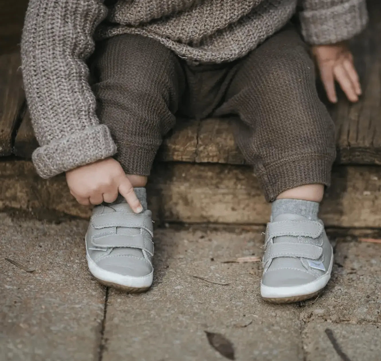 Little Love Bug Co. Stylish Low Top Sneakers with Double Velcro for Growing Kids - Apparel & Accessories > Shoes > Baby & Toddler Shoes > Baby & Toddler Sneakers Sneaker