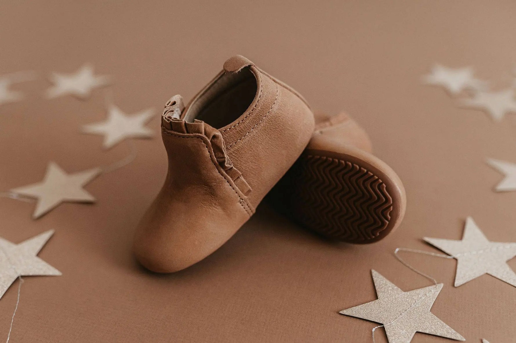 Little Love Bug Co. The Mila Barefoot Boots with Elastic Ruched Entrance for Comfortable Wear - Apparel & Accessories > Shoes > Baby & Toddler Shoes > Baby & Toddler Boots Boot