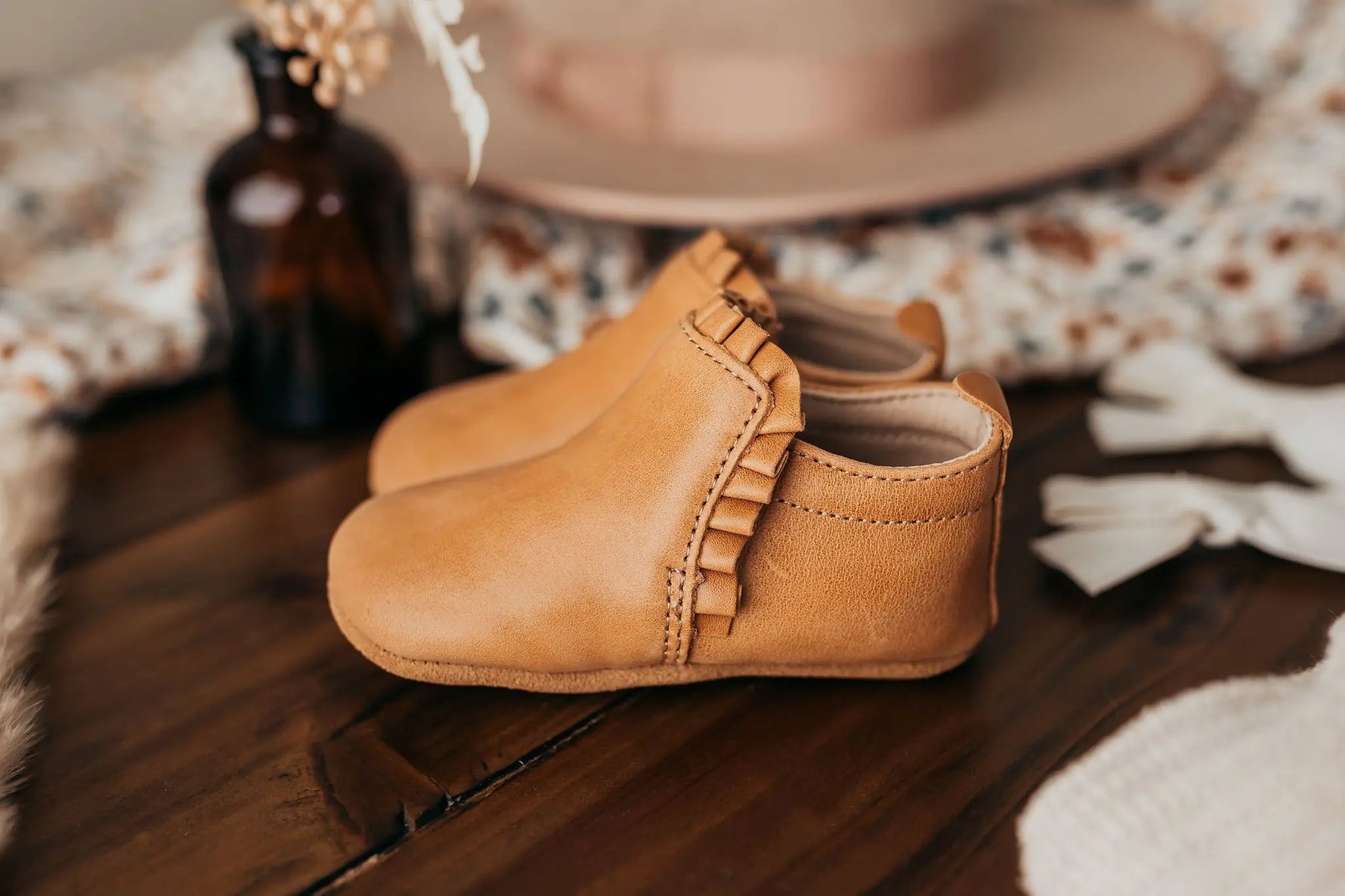 Little Love Bug Co. The Mila Barefoot Boots with Elastic Ruched Entrance for Comfortable Wear - Apparel & Accessories > Shoes > Baby & Toddler Shoes > Baby & Toddler Boots Boot