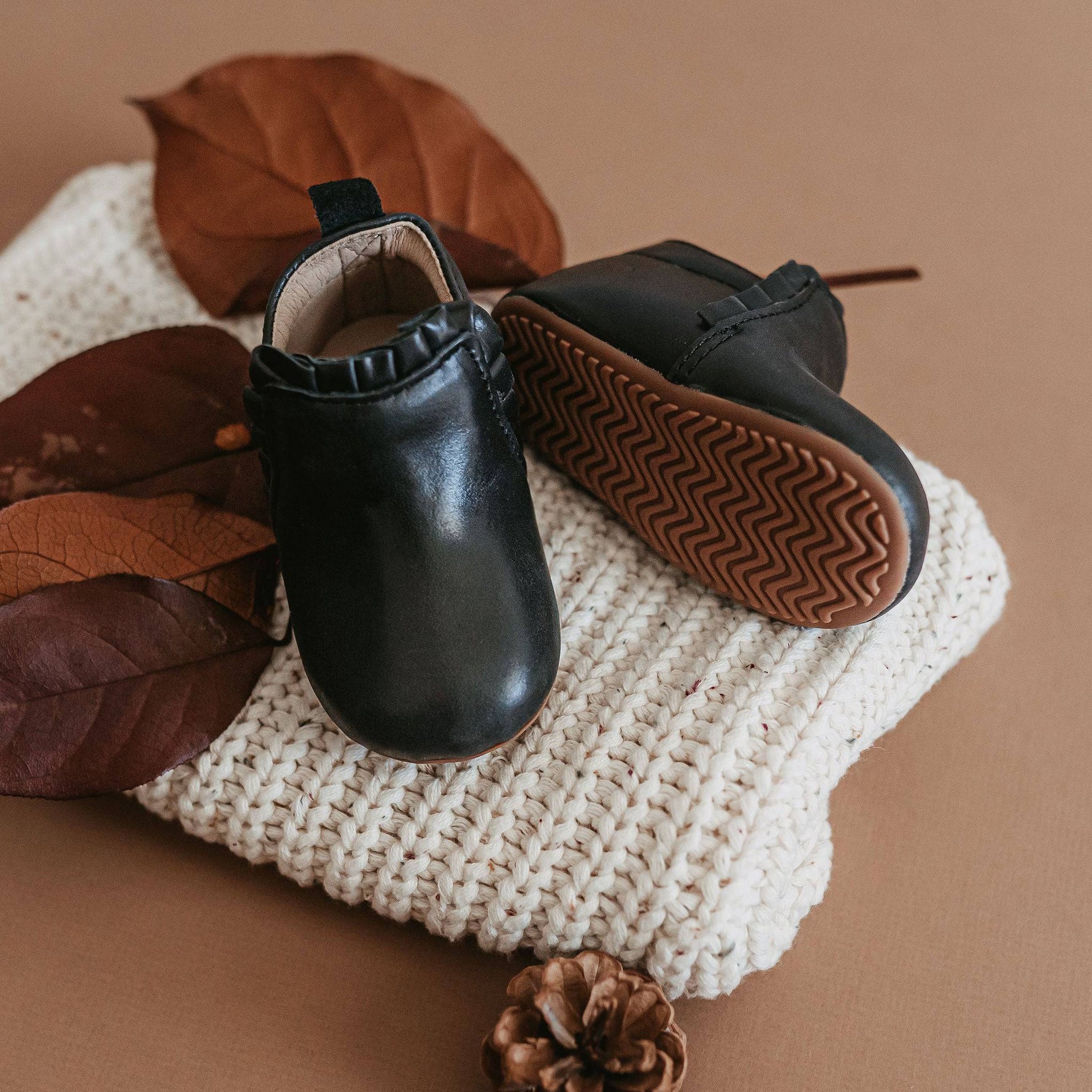 Little Love Bug Co. The Mila Barefoot Boots with Elastic Ruched Entrance for Comfortable Wear - Apparel & Accessories > Shoes > Baby & Toddler Shoes > Baby & Toddler Boots Boot