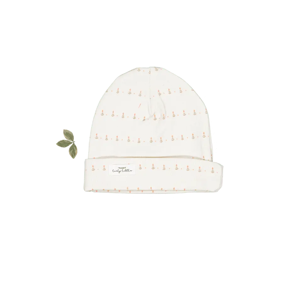 The Printed Hat - Mini Tulip - White, Beanie, Knit cap, Label, Lighting | Everetts Place
