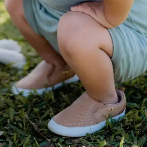 Little Love Bug Co. Quinns Sneakers with Decorative Pull Tabs for Fashion-Forward Women - Apparel & Accessories > Shoes > Baby & Toddler Shoes > Baby & Toddler Sneakers Sneaker
