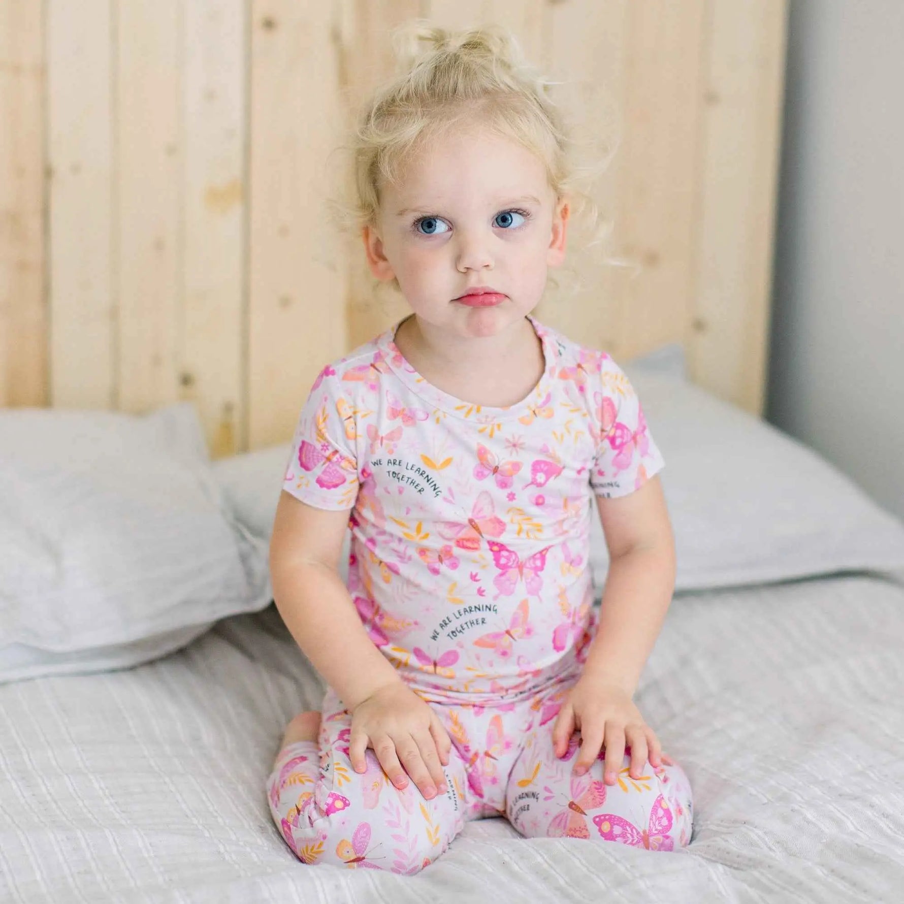 Raising Mama The Second - Skin 2 - Piece Short Sleeve Pajama | Butterfly Smoochies - 