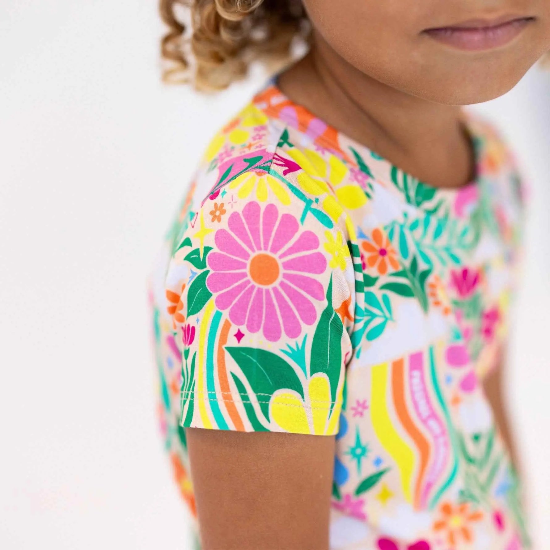 Raising Mama The Second - Skin 2 - Piece Short Sleeve Pajama | Rainbow Daisy Babe - 