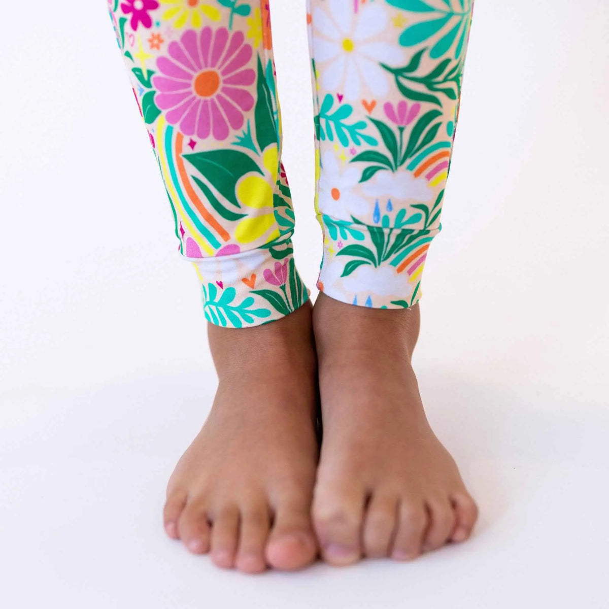 Raising Mama The Second - Skin 2 - Piece Short Sleeve Pajama | Rainbow Daisy Babe - 