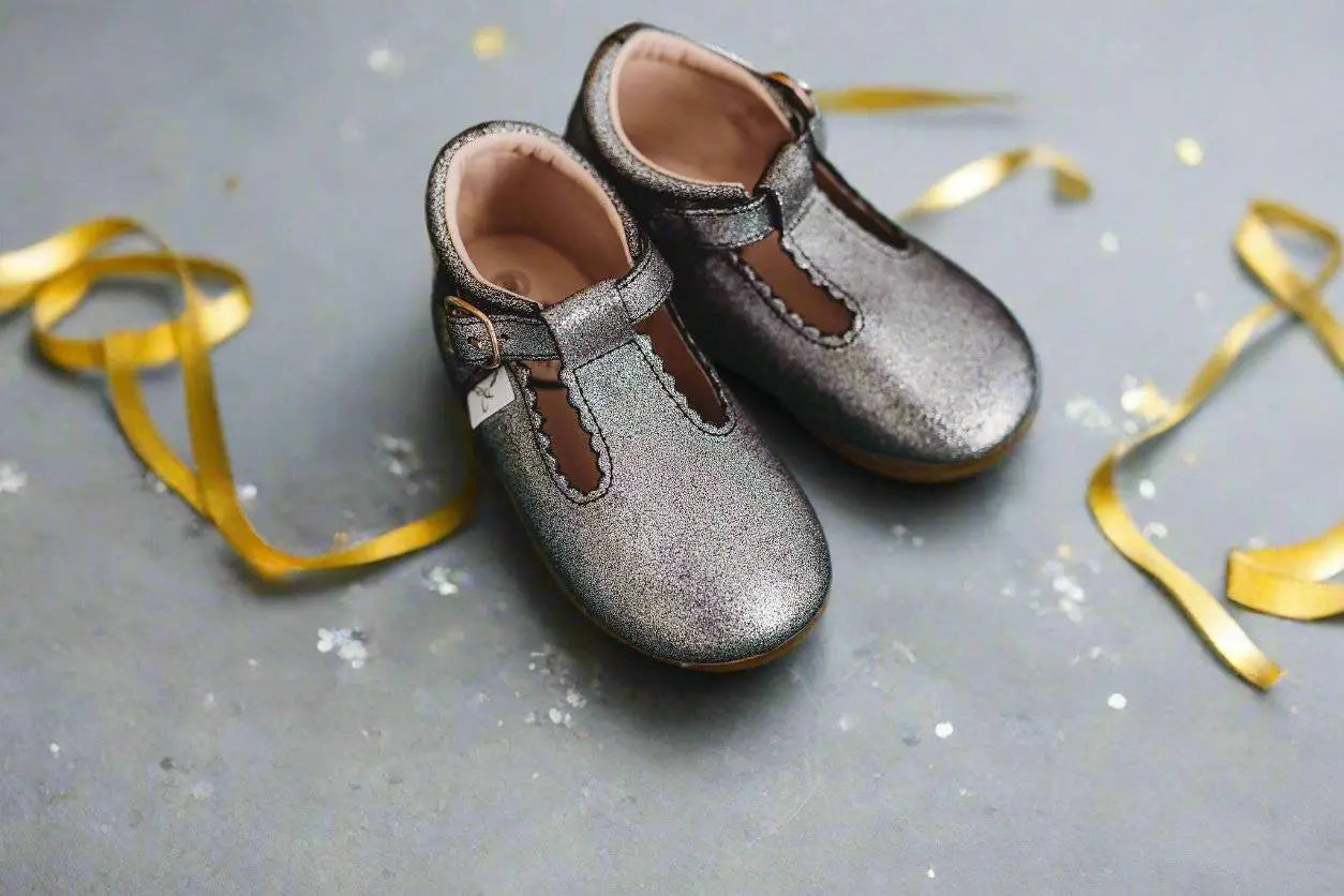 Little Love Bug Co. Little Love Bug T Bar Shoes with Adjustable Buckle for Growing Kids - Apparel & Accessories > Shoes > Baby & Toddler Shoes > First Steps & Crawlers Dress
