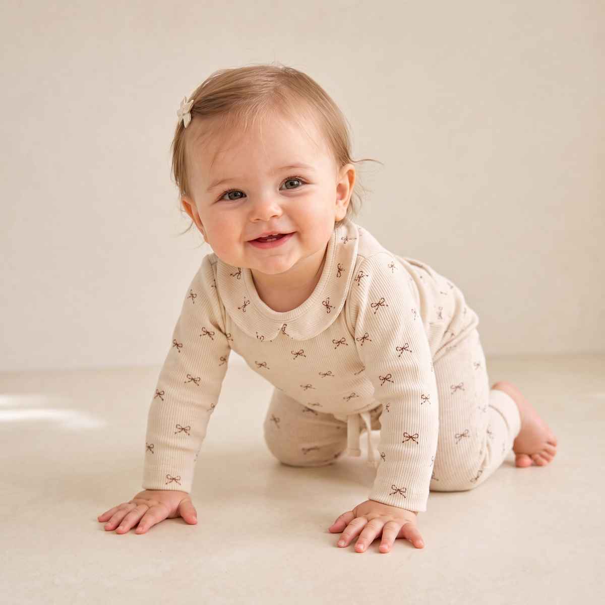 Organic Ruffle Collar Onesie & Pants Set - Tiny Bows by Makemake Organics